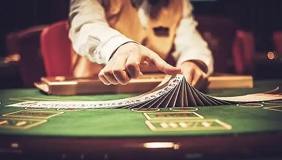8143 com slots